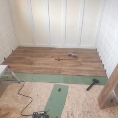 Laminate &amp; Vinyl Flooring Installation